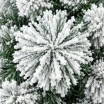 5 ft Flocked Artificial Christmas Tree, 518 Tips